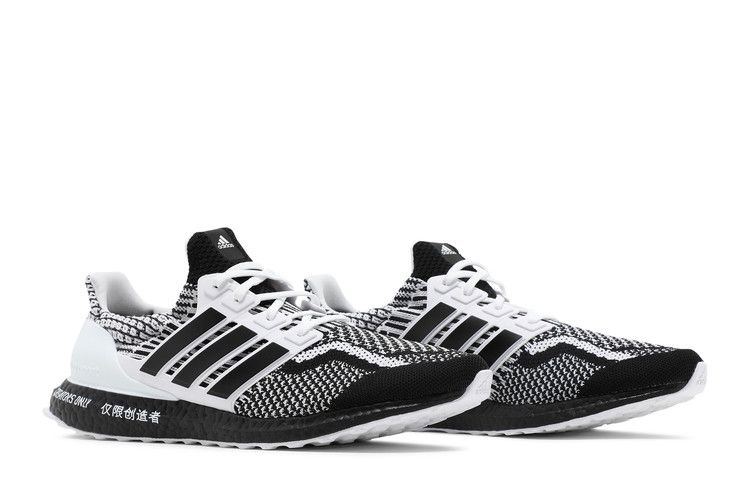 ultraboost-5-0-dna-for-creators-only-gy1188_07