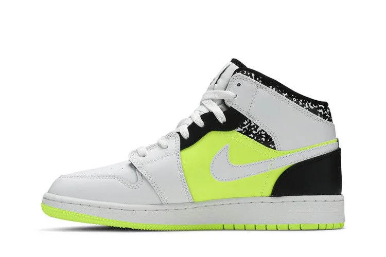 Krossovki-Air-Jordan-1-Mid-GS-Notebook-2