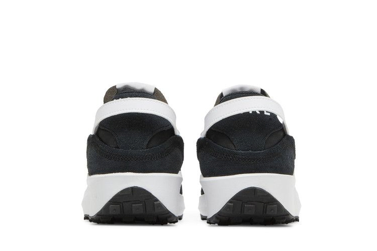 waffle-debut-black-white-dh9522-001_05