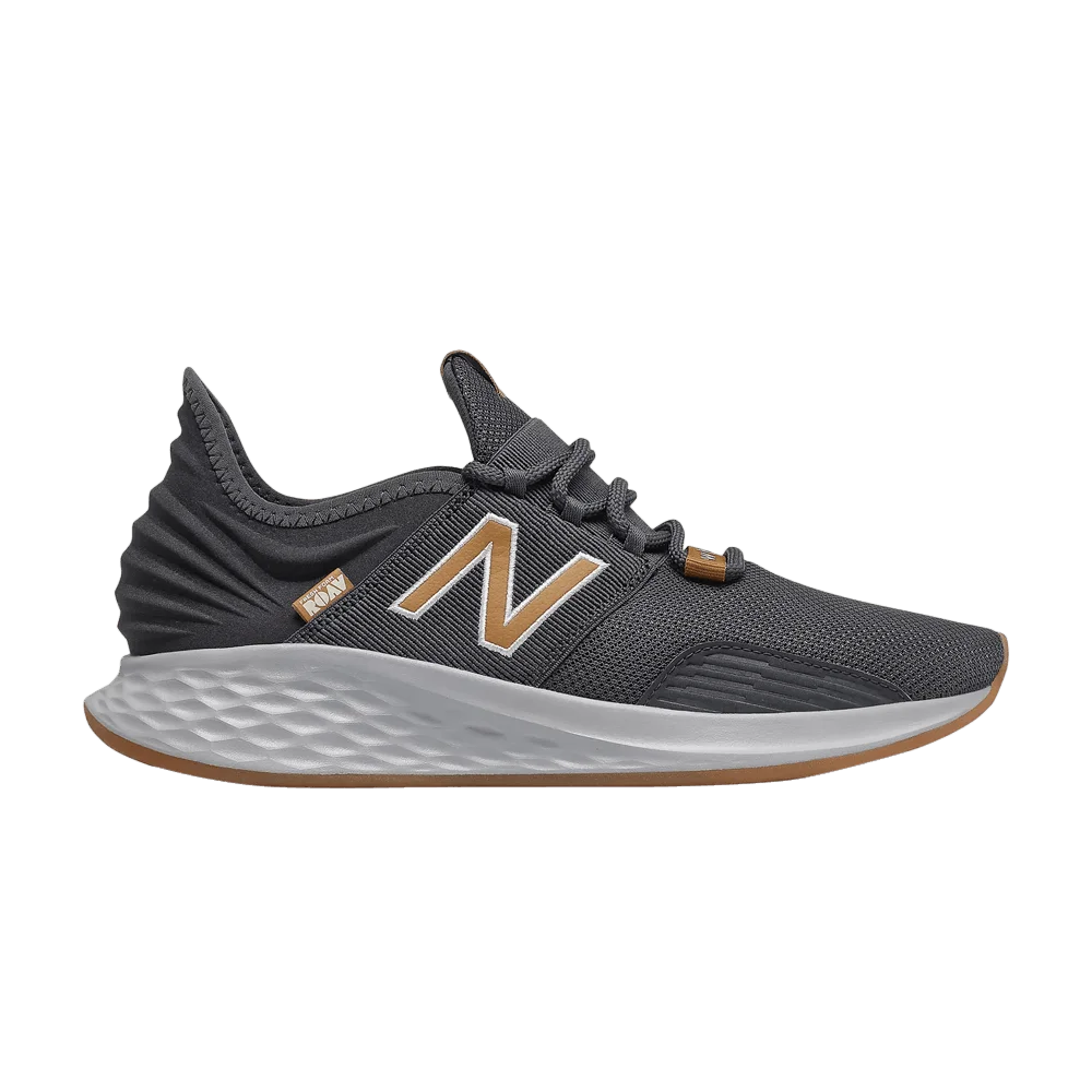 Krossovki-New-Balance-Fresh-Foam-Roav-Backpack-2E-Wide-Phantom
