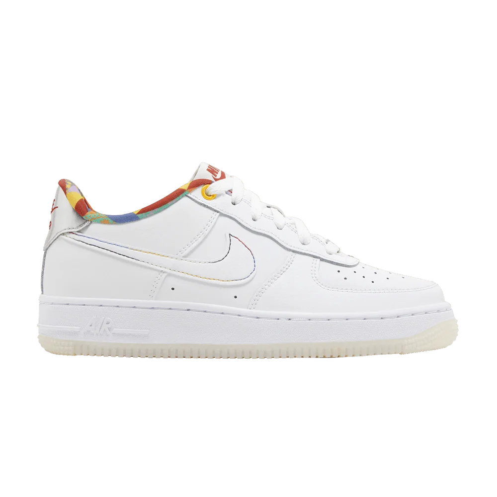 Krossovki-Nike-Air-Force-1-Low-GS-Playful-Print