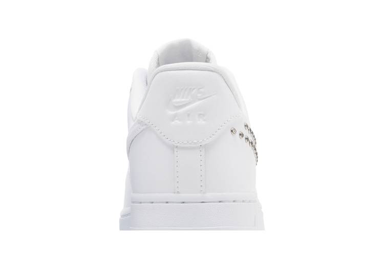 wmns-air-force-1-07-studded-swoosh-fq8887-100_06