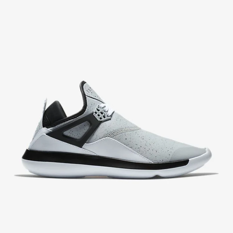 Krossovki-Air-Jordan-Fly-89-Wolf-Grey-2