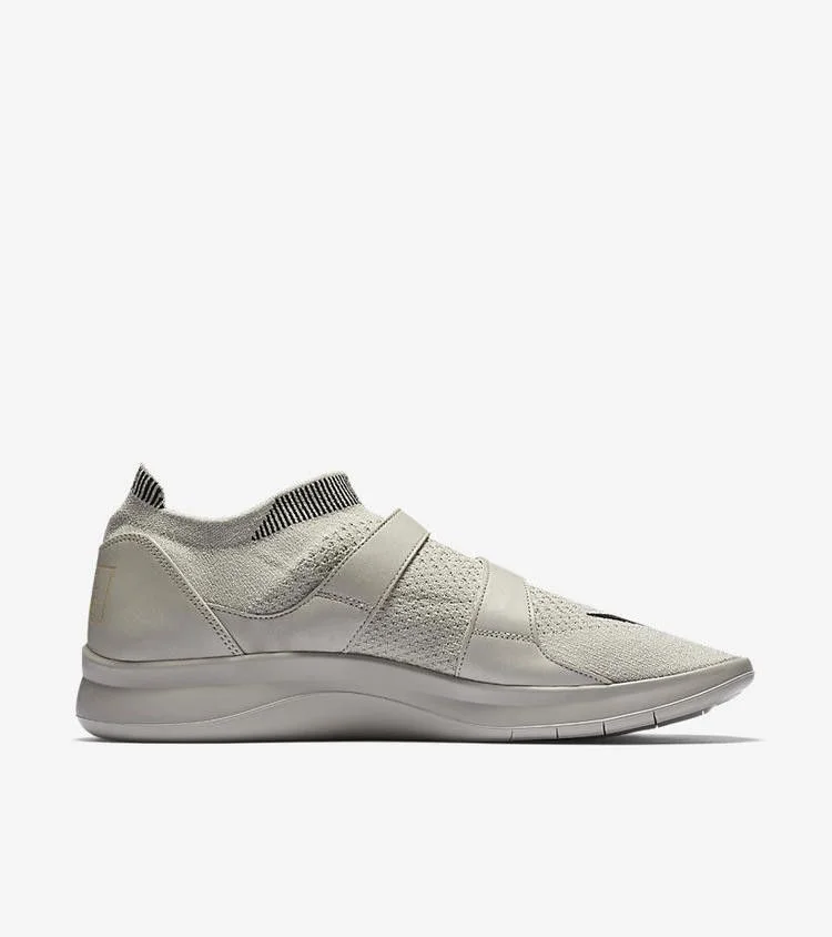 Krossovki-Nike-Air-Sock-Racer-Ultra-Flyknit-Pale-Grey-2