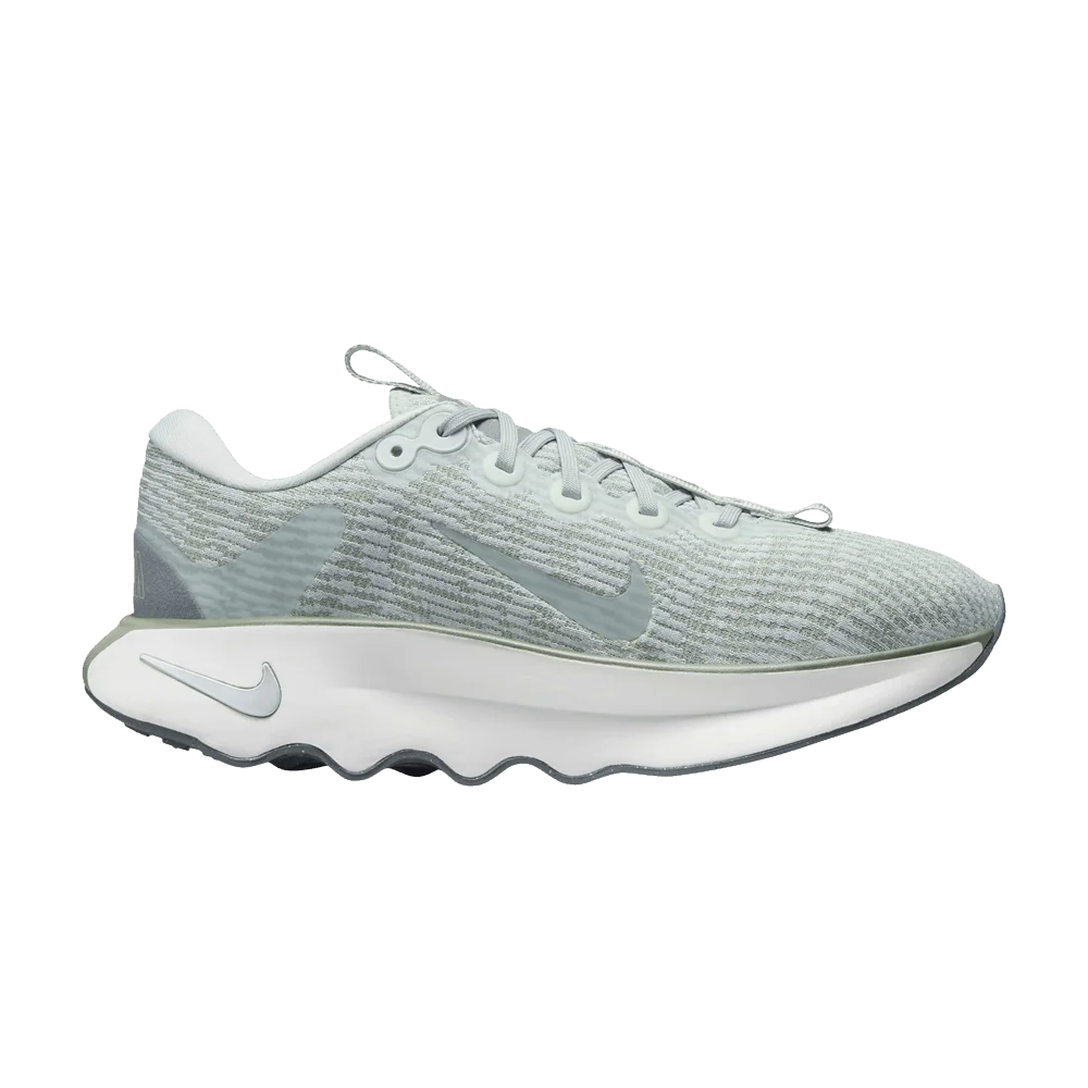 Krossovki-Nike-Wmns-Motiva-Jade-Horizon