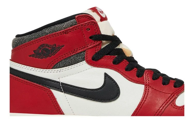 Krossovki-Air-Jordan-1-Retro-High-OG-GS-Chicago-Lost-Found-1