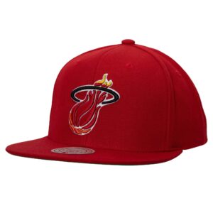 Mitchell-Ness-Team-Ground-2.0-Snapback-HWC-Miami-Heat-Hat-300x300