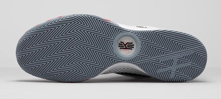 Кроссовки Nike Kyrie 1 'Home'