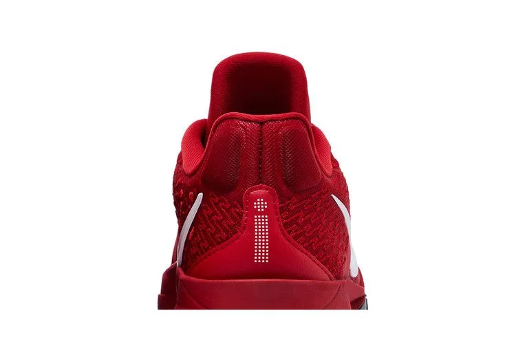 Krossovki-Nike-Wmns-Sabrina-2-USA-6