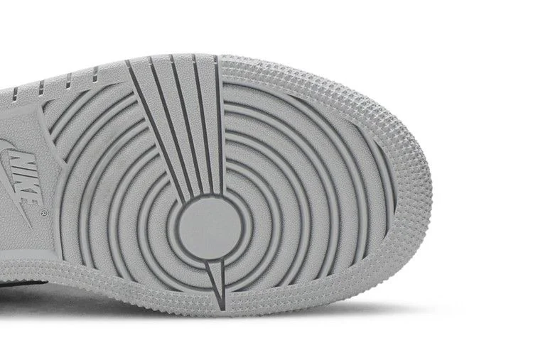 Кроссовки Air Jordan 1 Mid GS 'Light Smoke Grey'
