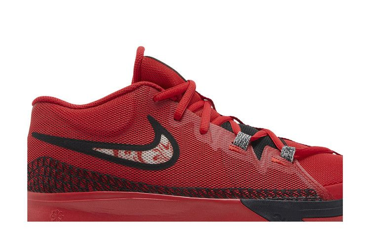 Кроссовки Nike Kyrie Flytrap 6 'University Red'