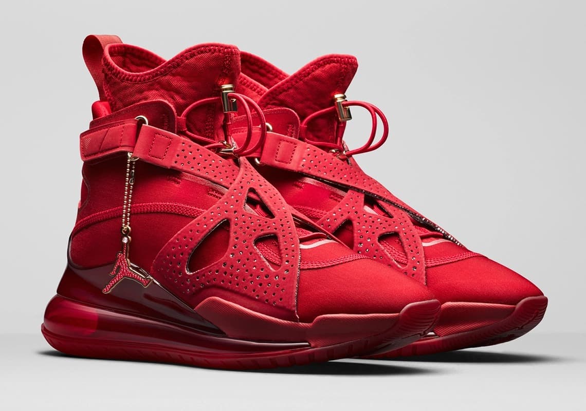 Кроссовки Swarovski x Wmns Jordan Air Latitude 720 LX Red