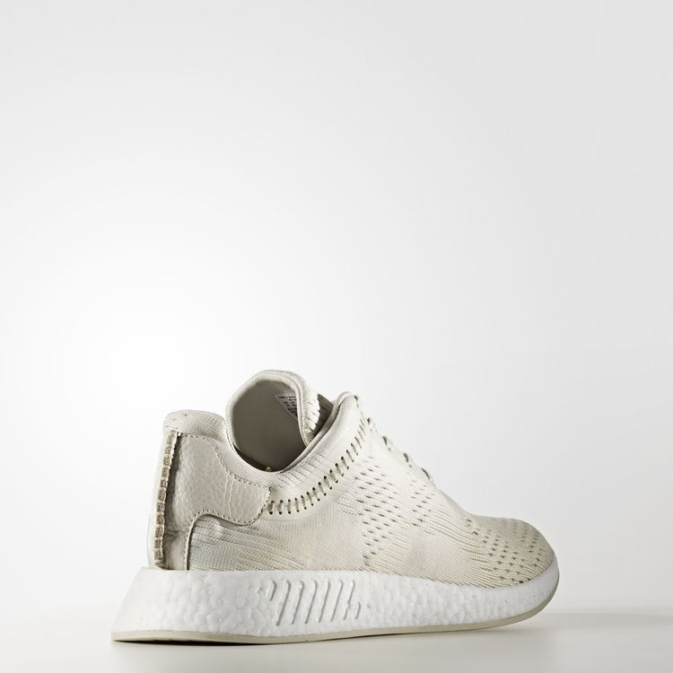 wings-horns-x-nmd_r2-bb3118_02