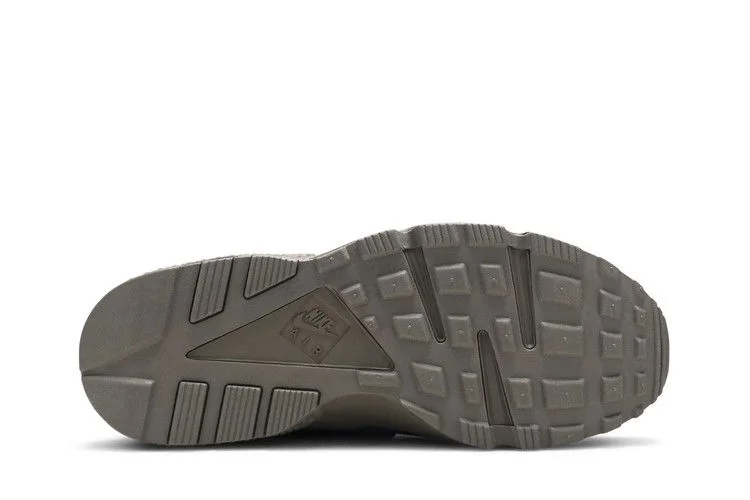 Krossovki-Nike-Air-Huarache-Run-SE-Binary-Blue-3