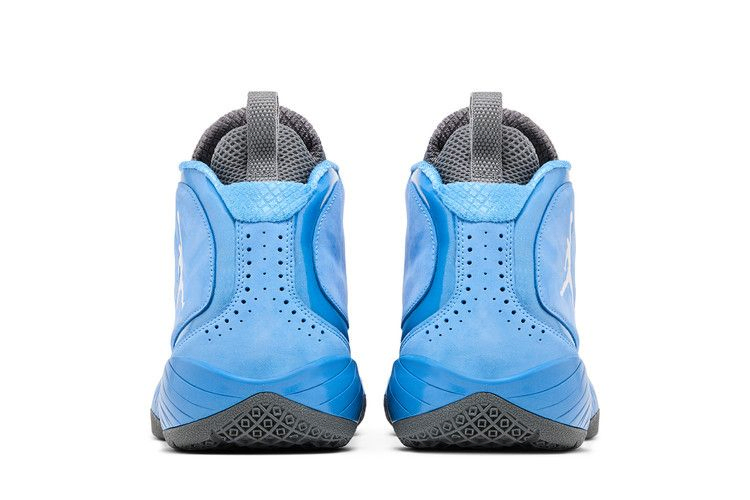 air-jordan-2012-484654-400_05