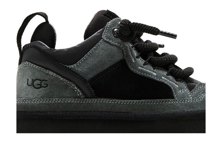wmns-lowmel-spring-rainstorm-1152759-rns_01