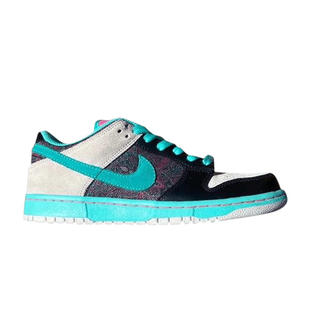 Krossovki-Nike-Wmns-Dunk-Low-6.0