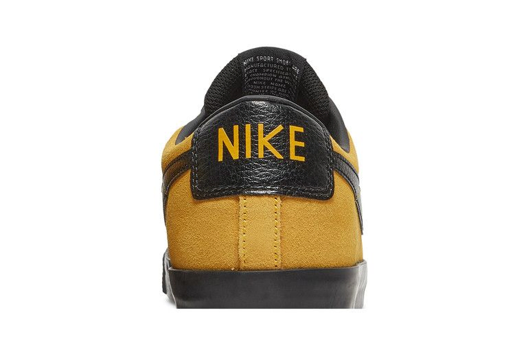 blazer-low-gt-sb-sting-with-a-bumblebee-704939-700_06