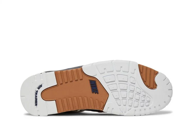 Krossovki-Nike-Air-Trainer-3-Retro-Medicine-Ball-2014-3