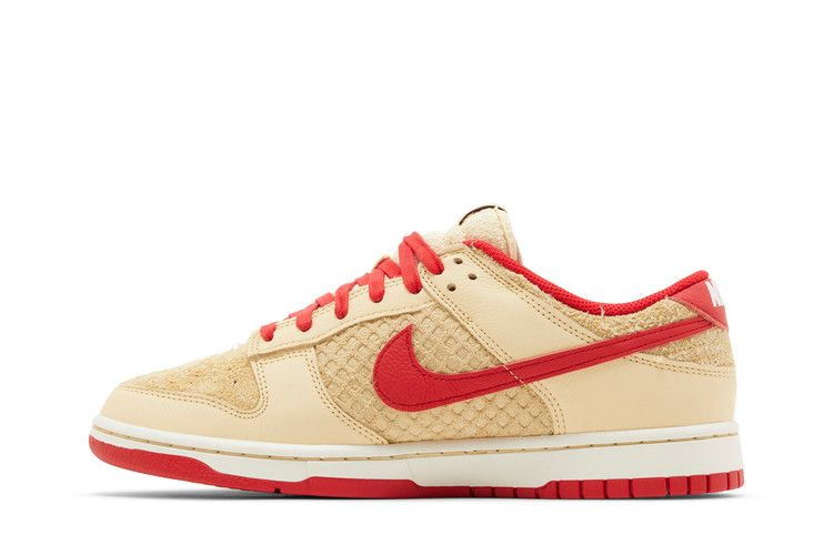dunk-low-strawberry-waffle-hj9100-294_02