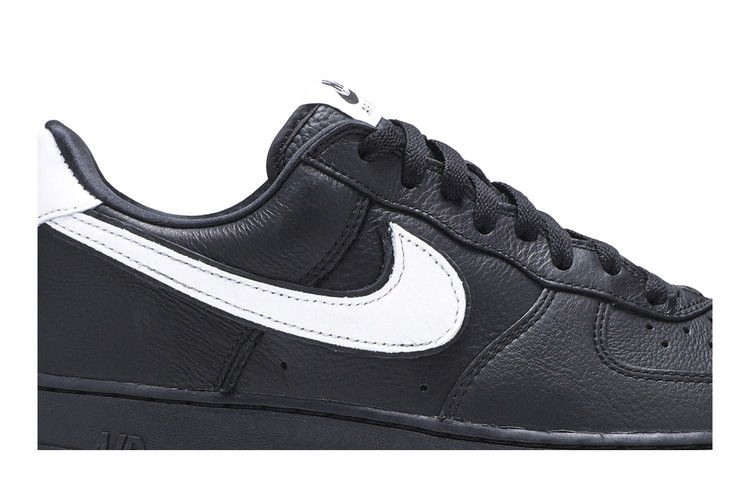 Кроссовки Nike Air Force 1 Low Retro QS 'Black White'