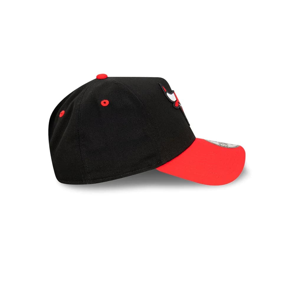 Бейсболка New Era Chicago Bulls Two Tone 9-FORTY A-Frame NBA Snapback Hat