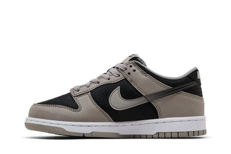 Кроссовки Nike Dunk Low GS 'College Grey Black'
