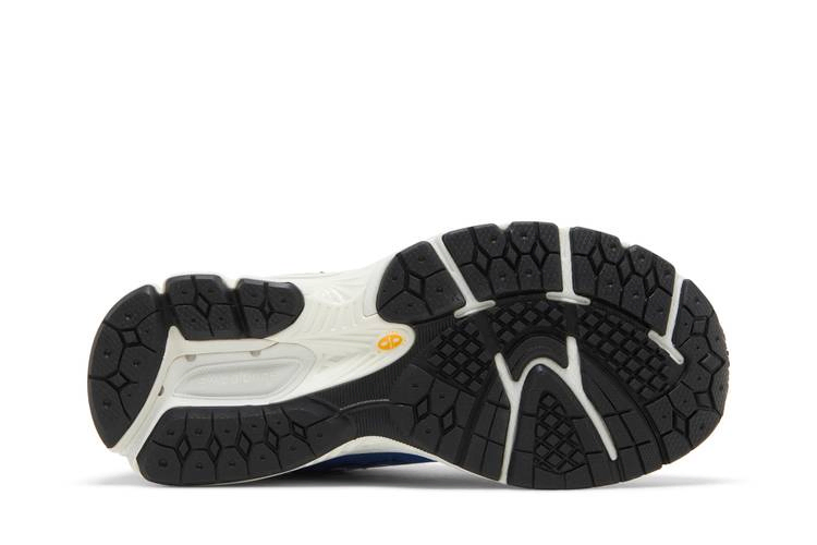 Кроссовки New Balance 2002R Big Kid Wide 'Blue Navy'