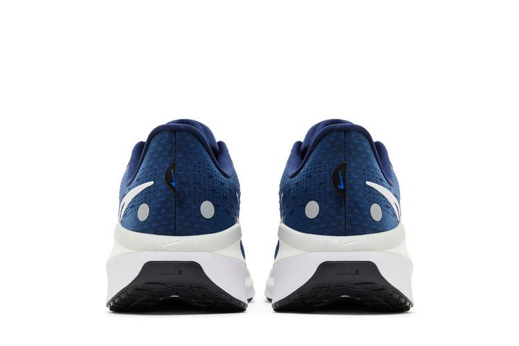 Кроссовки Nike Vomero 17 'Midnight Navy'