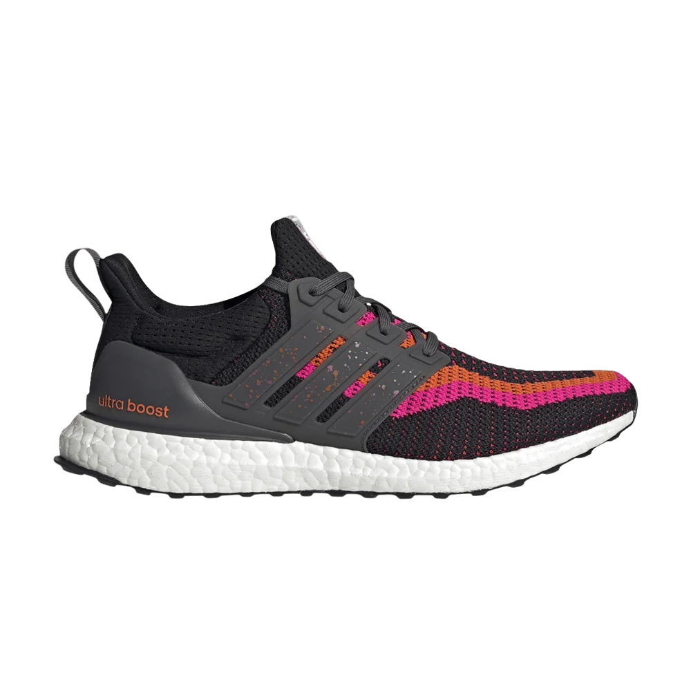 Кроссовки adidas UltraBoost DNA 'City Pack - Hong Kong'