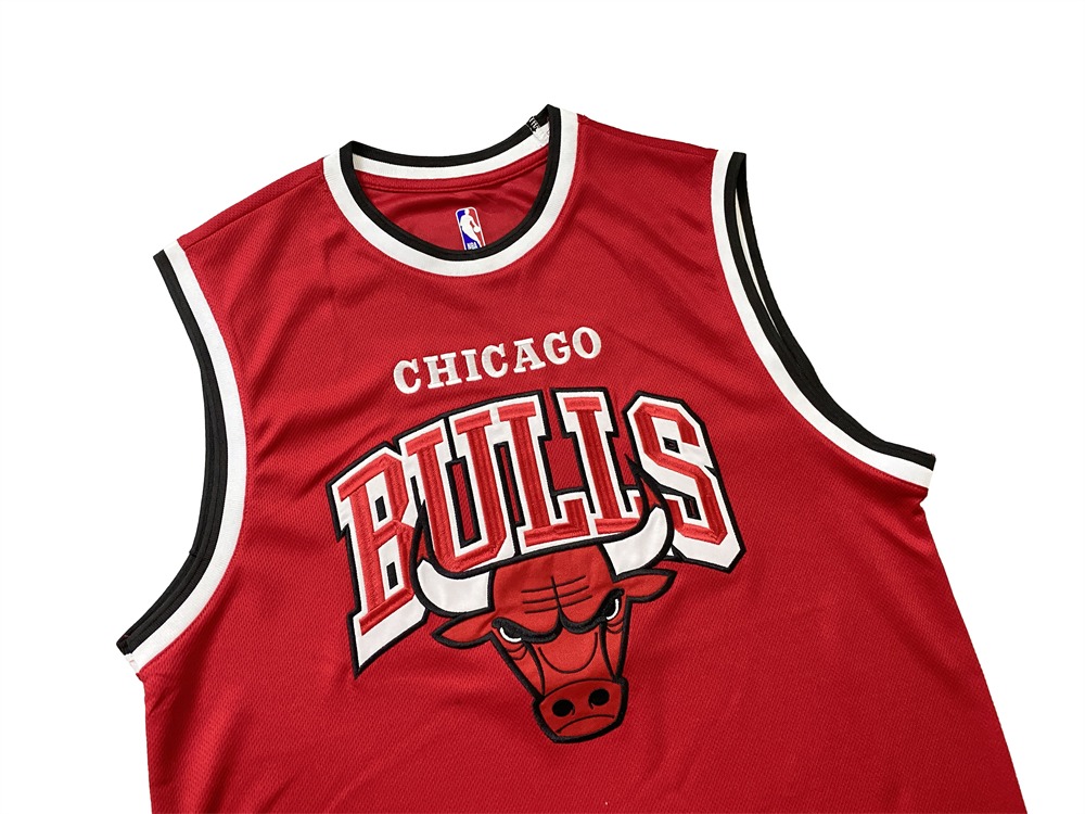 Buck-Up-Chicago-Bulls-Red-Jersey-1