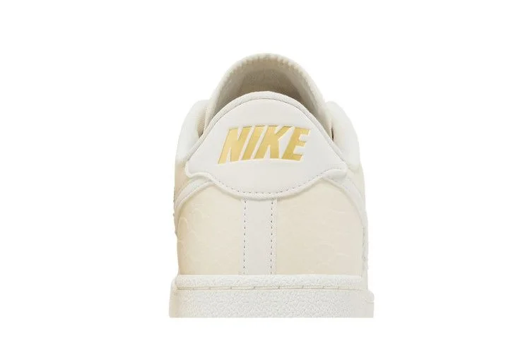 Кроссовки Nike Tennis Classic Premium 'Pale Ivory'