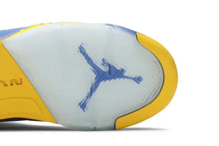 Krossovki-Air-Jordan-5-Retro-GS-Laney-4
