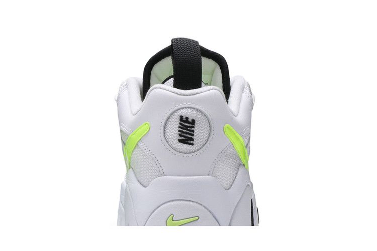 Кроссовки Nike Air Barrage Low 'White Volt'