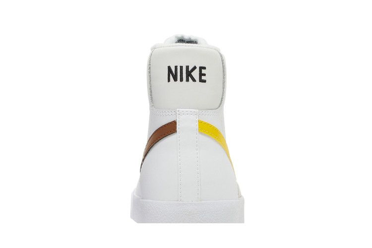 blazer-mid-77-gs-white-pecan-vivid-sulfur-da4086-103_06