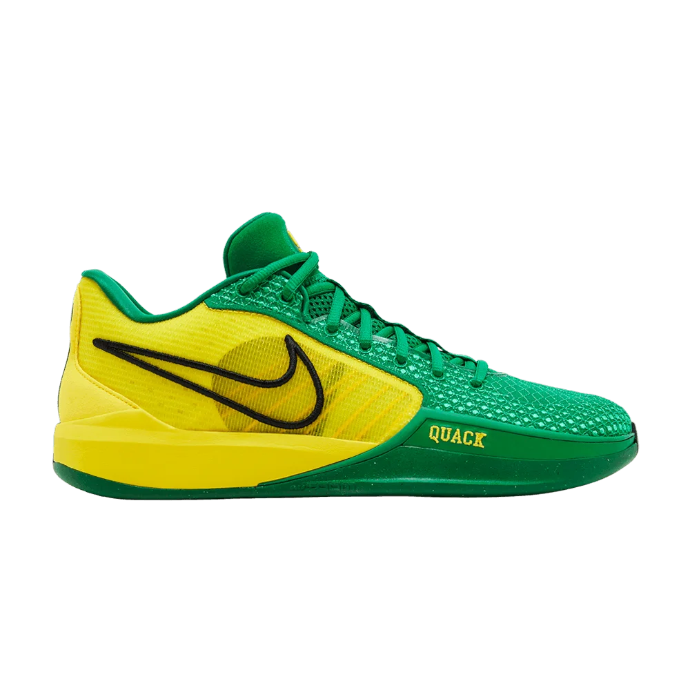 Krossovki-Nike-Wmns-Sabrina-1-Oregon-Ducks