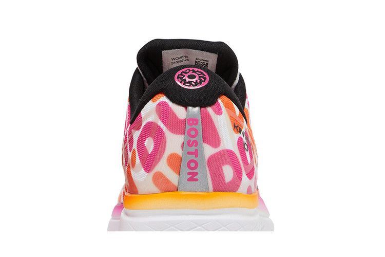 Кроссовки Saucony Dunkin' x Wmns Kinvara 10 'Classic Dunkin' Print'