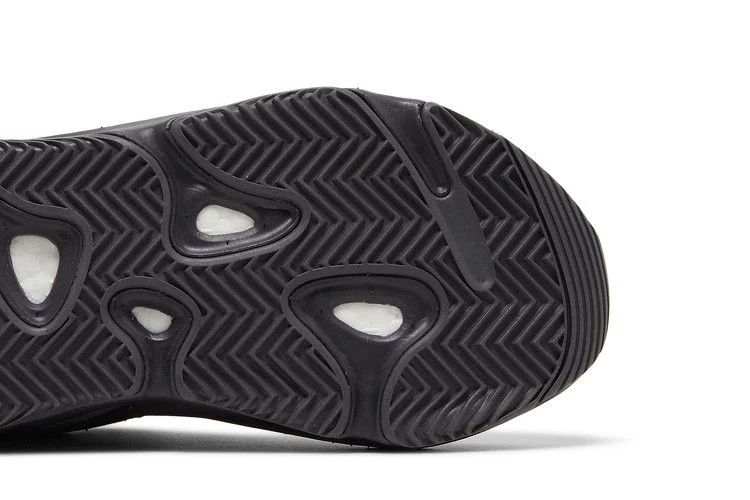 Кроссовки adidas Yeezy Boost 700 V2 'Vanta'