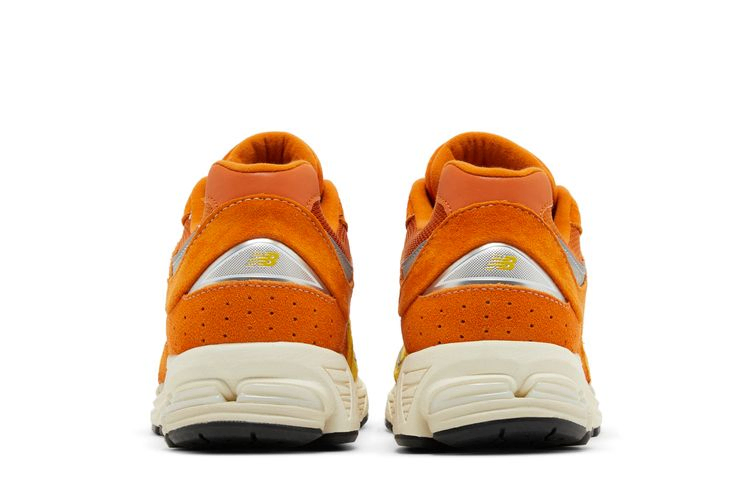 Кроссовки New Balance Men's 2002R 'Ginger Lemon'
