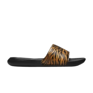 wmns-victori-one-printed-slide-cheetah-print-black-cn9676-010-300x300