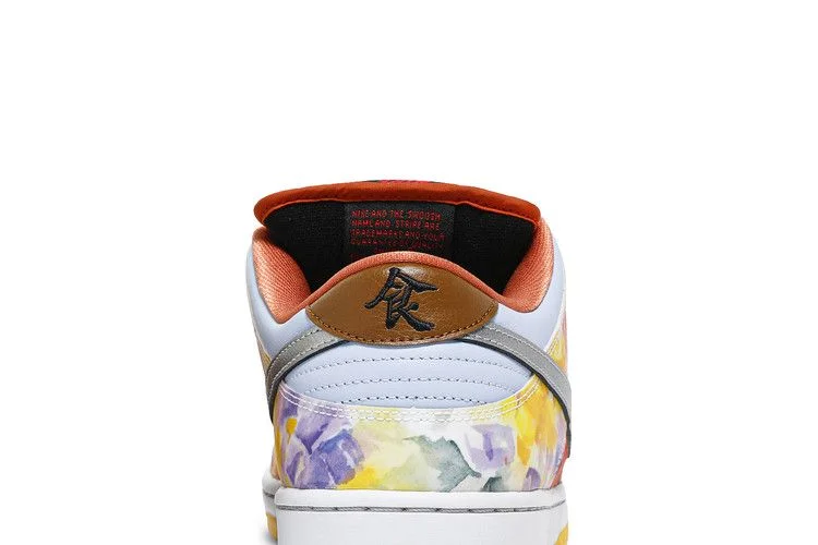 Krossovki-Jason-Deng-x-Nike-Dunk-Low-Pro-SB-Street-Hawker-Xian-Special-Box-6