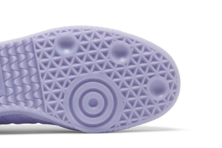 Krossovki-Pharrell-x-adidas-Samba-Human-Race-Purple-4