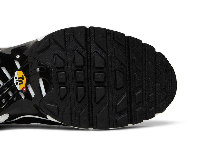 air-max-plus-gs-medium-ash-siren-red-cd0609-200_04