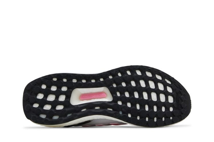 wmns-ultraboost-5-0-dna-white-dash-grey-hp2479_03