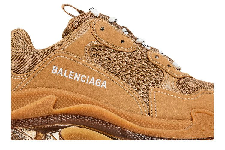 Кроссовки Balenciaga Wmns Triple S 'Clear Sole - Light Camel'