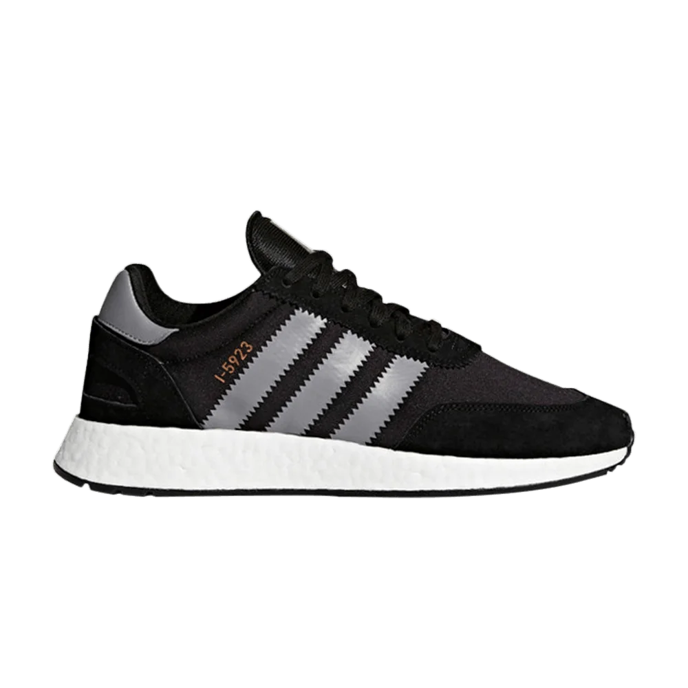 Krossovki-Adidas-I-5923