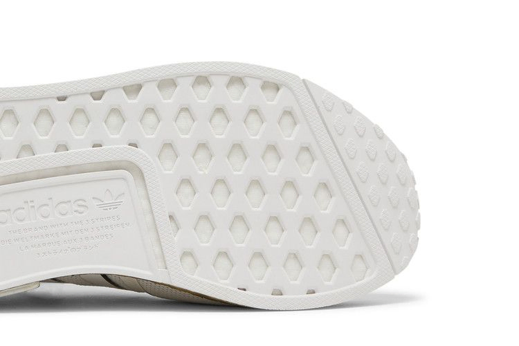 nmd_r1-united-by-sneakers-tokyo-fy1159_04