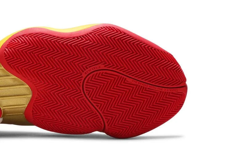Krossovki-Pharrell-x-adidas-Crazy-BYW-Chinese-New-Year-4