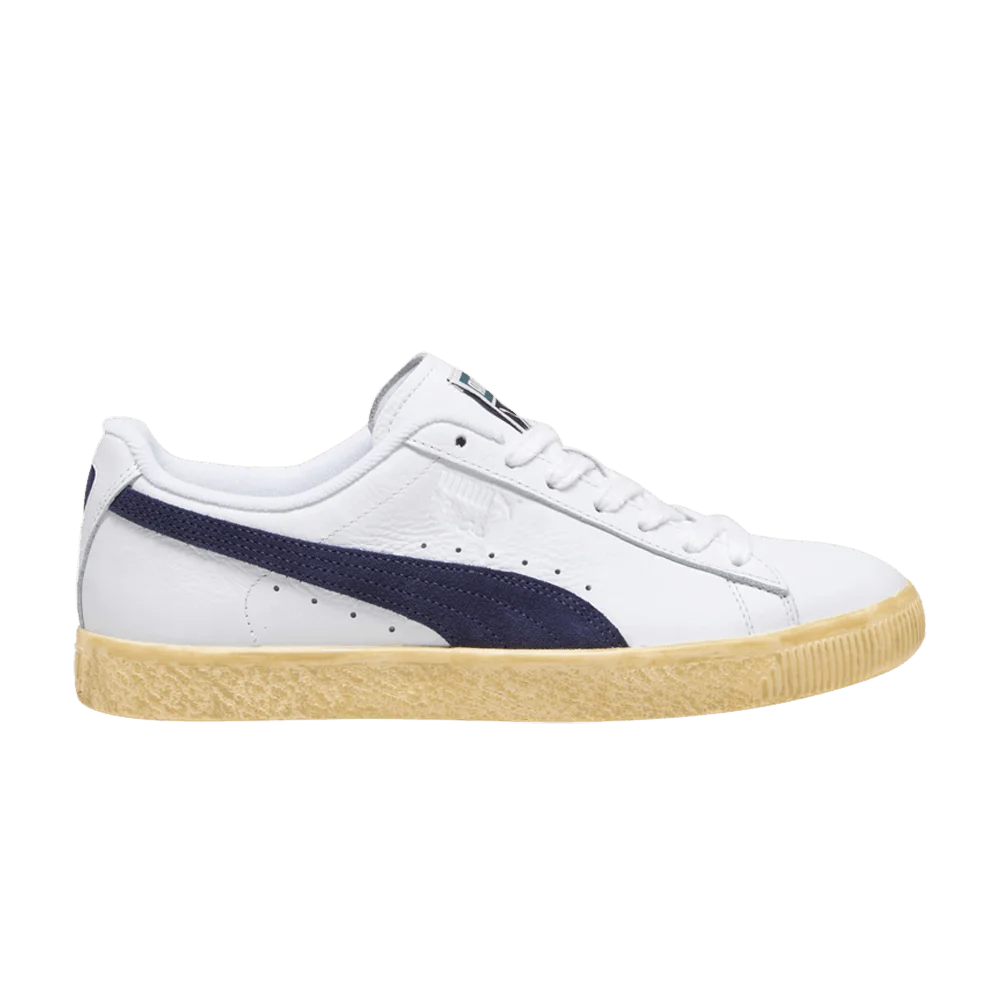 Krossovki-Puma-Clyde-Vintage-White-Navy