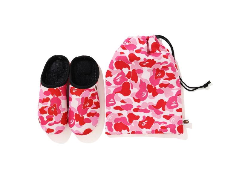 Набор слиперов с чехлом BAPE ABC Slippers & Pouch Set Pink